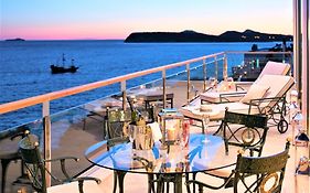 Royal Princess Hotel